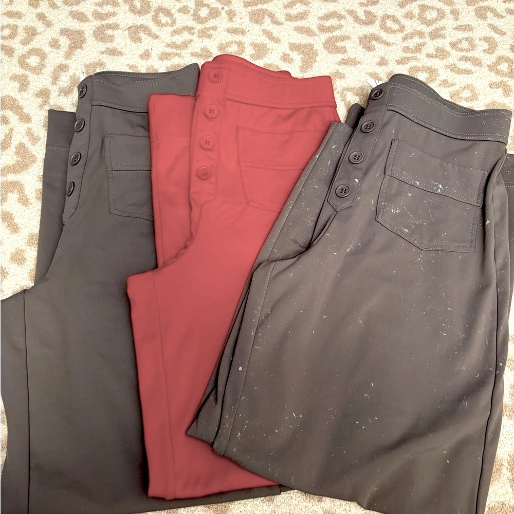 Halara set of pants 2 small one medium